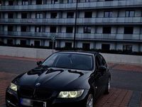 Gebraucht BMW 318 143 PS (105 kW) 2008 Schwarz Limousine