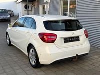 Gebraucht Mercedes A180 109 PS (80 kW) 2016 Weiß Limousine