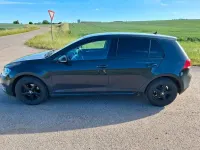 Gebraucht VW Golf VII Trendline 110 PS (80 kW) 2016 Schwarz Limousine