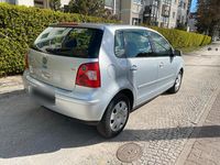 Gebraucht VW Polo 55 PS (40 kW) 2002 Silber Kleinwagen