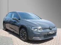 Gebraucht VW Golf VIII Style 150 PS (110 kW) 2024 Uranograu Limousine