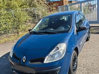 Używany Renault Clio II Authentique 65 KM (47 kW) 2006 Niebieski Sedan/Limuzyna