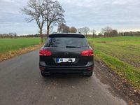 Gebraucht VW Touareg 262 PS (192 kW) 2014 Schwarz SUV