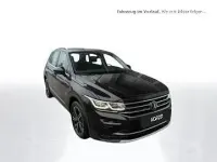 Gebraucht VW Tiguan Elegance 190 PS (139 kW) 2023 Deep black perleffekt SUV