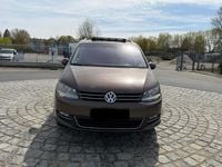 Second-hand VW Sharan 170 CP (125 kW) 2011 Maro Monovolum