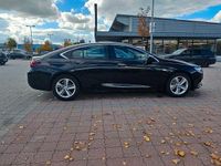 Gebraucht Opel Insignia Edition 136 PS (100 kW) 2018 Schwarz Limousine