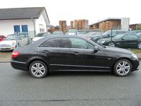Gebraucht Mercedes E220 Avantgarde 170 PS (125 kW) 2011 Schwarz Limousine
