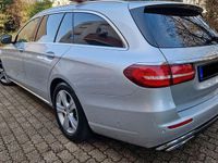 Gebraucht Mercedes E220 Avantgarde 194 PS (142 kW) 2017 Silber Kombi