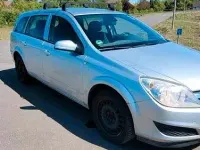 Gebraucht Opel Astra Edition 110 PS (80 kW) 2009 Silber Kombi