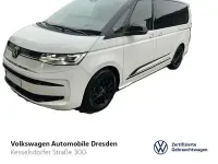 Gebraucht VW Multivan Life 150 PS (110 kW) 2023 Candyweiß/deep black perleffe Van / Kleinbus