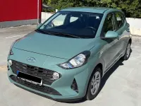 Gebraucht Hyundai i10 Select 67 PS (49 kW) 2022 Grün Kleinwagen