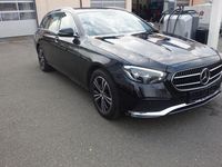 Gebraucht Mercedes E220 200 PS (147 kW) 2023 Obsidianschwarz Kombi