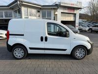 Gebraucht Peugeot Bipper Comfort 75 PS (55 kW) 2014 Weiß Van / Kleinbus