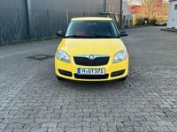 gebraucht Skoda Fabia Combi 1.2 HTP Benziner/Klima/PDC/SW-Felgen