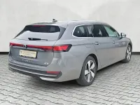 Gebraucht VW Passat Business 150 PS (110 kW) 2025 Grau Kombi