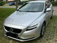 Gebraucht Volvo V40 Kinetic 122 PS (89 kW) 2018 Silber Limousine