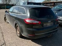 Gebraucht Ford Mondeo Titanium 163 PS (119 kW) 2011 Schwarz Limousine