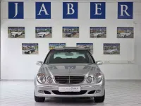 Gebraucht Mercedes E500 306 PS (225 kW) 2004 Silber Limousine