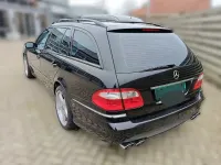 Używany Mercedes E500 Avantgarde 306 KM (225 kW) 2004 Czarny Kombi