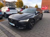 Gebraucht Volvo V60 Plus 197 PS (144 kW) 2025 Schwarz Kombi