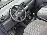 Gebraucht VW Fox 55 PS (40 kW) 2006 Grau Kleinwagen