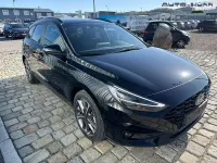 Neu Hyundai i30 GO! 140 PS (102 kW) 2025 Ayss black Kombi