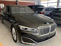 Gebraucht BMW 730 Sport Line 286 PS (210 kW) 2022 Schwarz Limousine