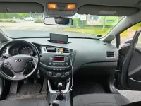 Używany Kia Ceed 116 KM (85 kW) 2013 Niebieski Hatchback