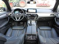 gebraucht BMW 520 520 d Touring Aut. Sport Line HeadUp Kamera Massage