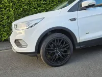 Gebraucht Ford Kuga 182 PS (133 kW) 2017 Weiß SUV
