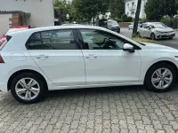 Gebraucht VW Golf VIII Life 116 PS (85 kW) 2022 Weiß Limousine