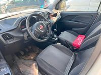 Gebraucht Fiat Doblò 95 PS (69 kW) 2018 Bianco banchisa/pack/canova/sant Van / Kleinbus