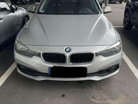 Gebraucht BMW 318 150 PS (110 kW) 2015 Silber Kombi
