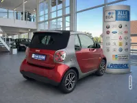 Gebraucht Smart ForTwo Electric Drive Exclusive 60 kW (82 PS) 2024 Rot metallic Cabrio
