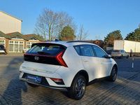 Gebraucht Hyundai Bayon Trend 101 PS (74 kW) 2024 Weiß SUV