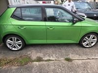 Gebraucht Skoda Fabia 71 PS (52 kW) 2015 Grün Kleinwagen