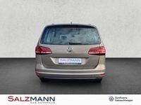 Gebraucht VW Sharan Comfortline 150 PS (110 kW) 2019 Gold Van / Kleinbus