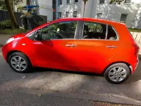 Gebraucht Toyota Yaris 69 PS (50 kW) 2007 Rot Kleinwagen