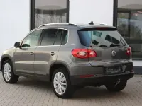 Gebraucht VW Tiguan Elegance 140 PS (102 kW) 2010 Grau SUV
