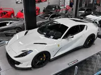 Gebraucht Ferrari 812 799 PS (587 kW) 2019 Weiß