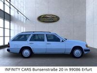 Gebraucht Mercedes E230 132 PS (97 kW) 1992 Weiß Kombi