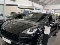 Second-hand Porsche Cayenne Platinum Edition 462 CP (339 kW) 2024 Negru SUV