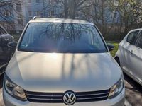 Gebraucht VW Touran Trendline 105 PS (77 kW) 2012 Van / Kleinbus
