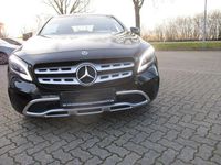 Gebraucht Mercedes GLA180 Urban 122 PS (89 kW) 2019 Schwarz SUV