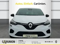 Gebraucht Renault Clio V Equilibre 67 PS (49 kW) 2022 Arktis weiß Limousine