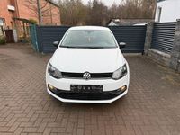 Gebraucht VW Polo Trendline 75 PS (55 kW) 2015 Weiß Kleinwagen