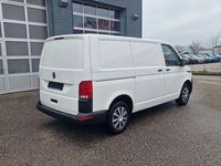 Gebraucht VW Transporter 110 PS (80 kW) 2022 Candyweiss Van