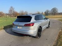 Gebraucht VW Touareg R-line 421 PS (309 kW) 2020 Silber SUV