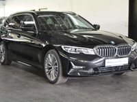 gebraucht BMW 320 d xDrive Luxury Line AHK/PANORAMA/HEADUP/ACC