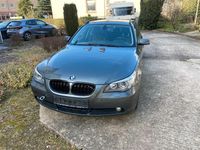 Gebraucht BMW 523 177 PS (130 kW) 2006 Grau Kombi